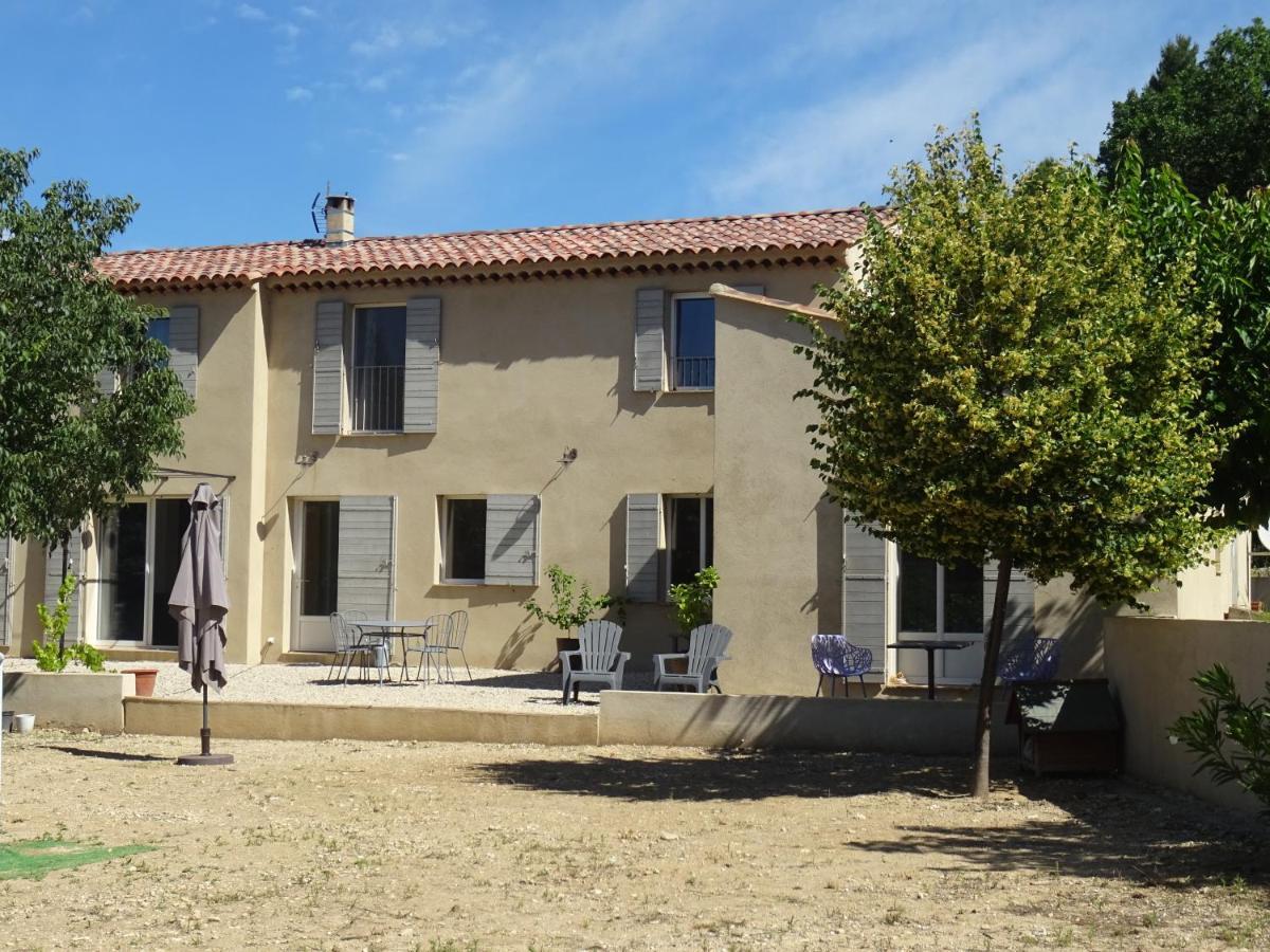 Campagne Ceres Bed & Breakfast Le Puy Sainte Reparade Bagian luar foto