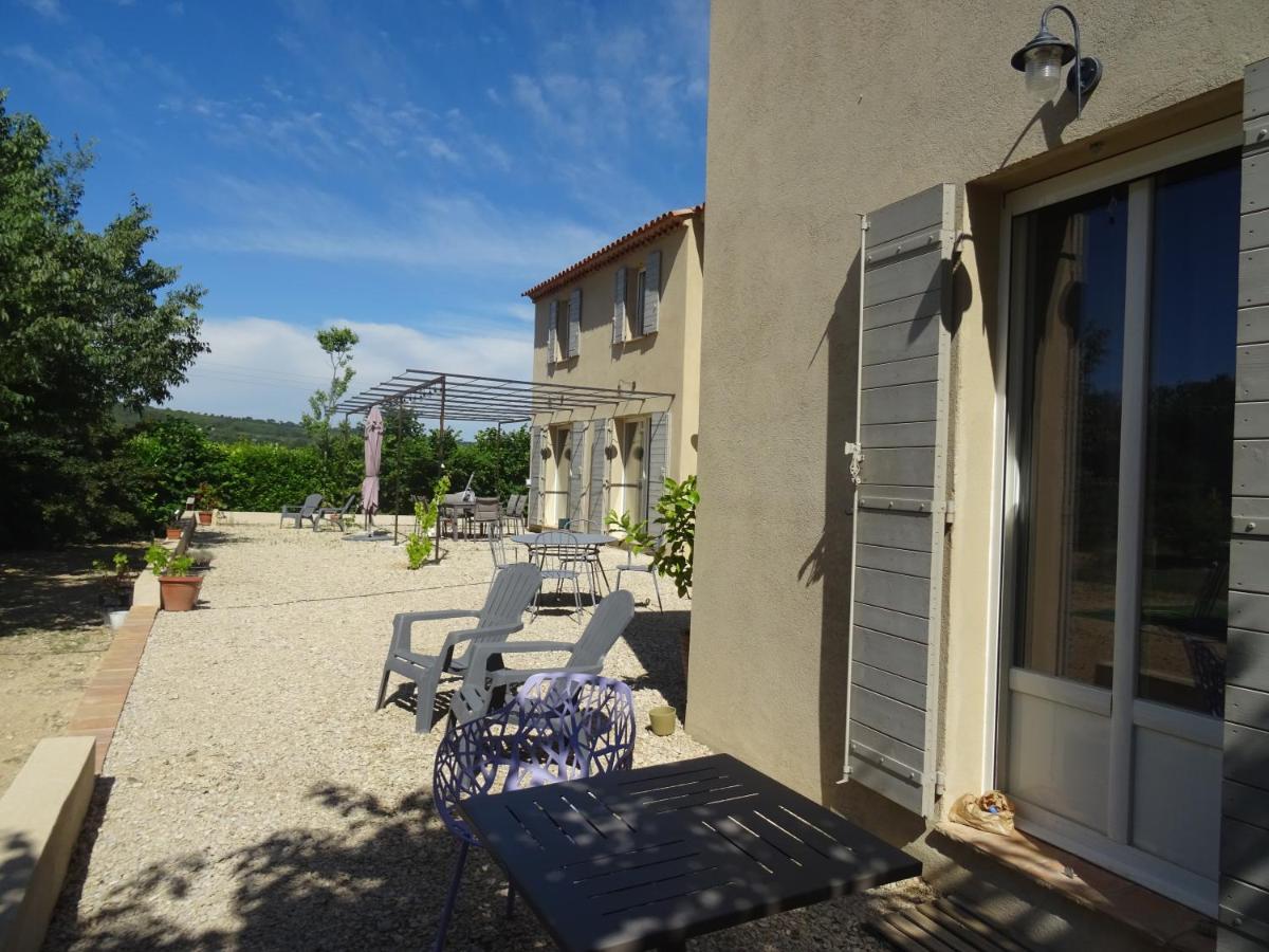 Campagne Ceres Bed & Breakfast Le Puy Sainte Reparade Bagian luar foto