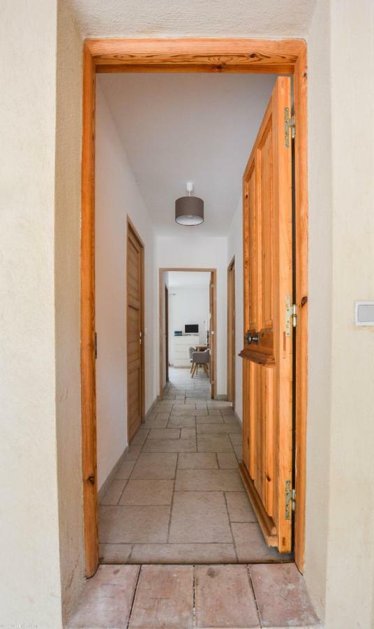 Campagne Ceres Bed & Breakfast Le Puy Sainte Reparade Bagian luar foto